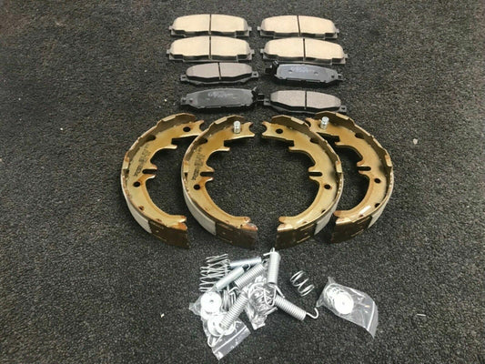 FOR TOYOTA REGIUS FRONT REAR PADS AND REAR HANDBRAKE SHOES WITH FITTING KIT