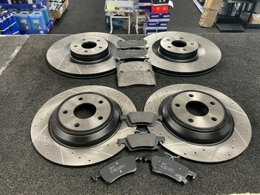 FOR FORD FOCUS ST MK3 2.3 RS BRAKE DISCS CROSS DRILLED GROOVED & APEC BRAKE PADS