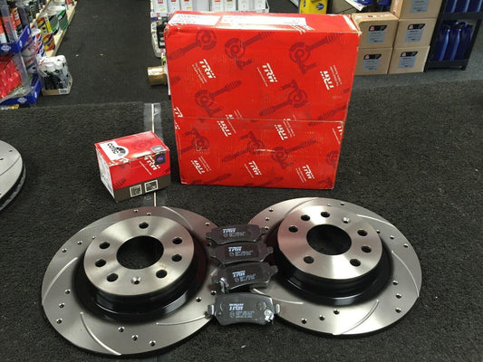 VAUXHALL ZAFIRA GSi MERIVA CDTi TRW BRAKE DISC CROSS DRILLED GROOVED PAD REAR