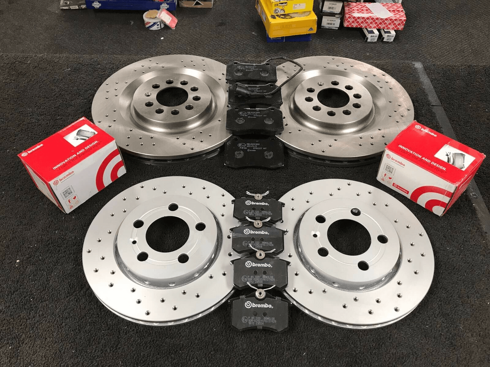 FOR SEAT LEON 1.8 TURBO CUPRA R S3 F + R CROSS DRILLED BRAKE DISC BREMBO PAD