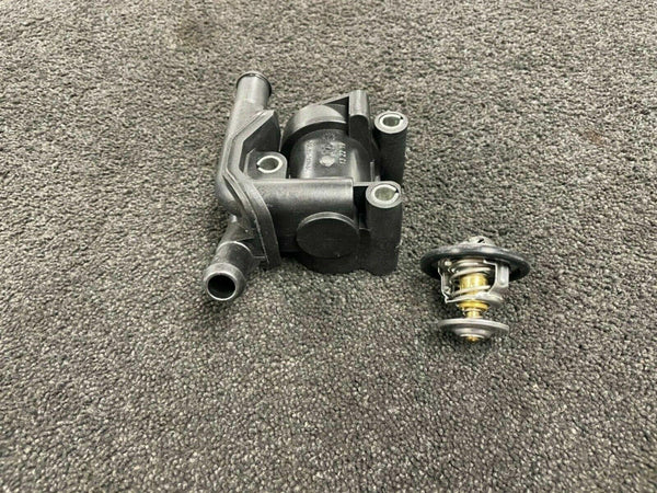 FOR FOCUS ST170 FORD MAVRICK THERMOSTAT WITH HOUSING AND SEAL