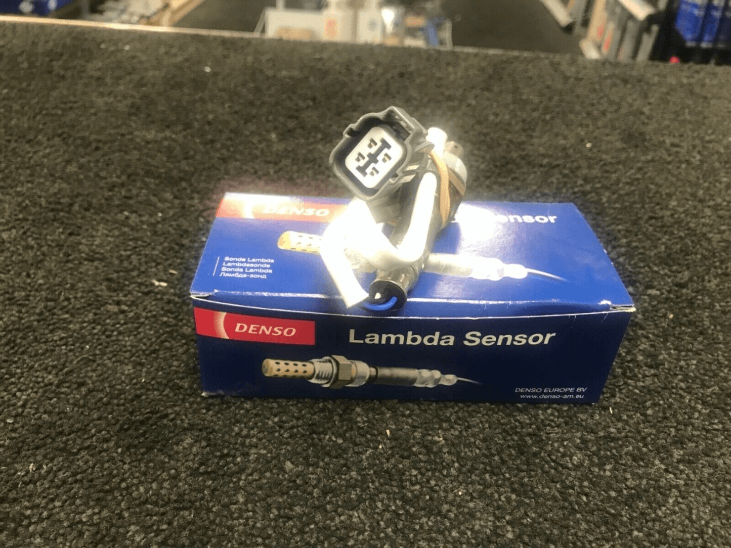 Genuine OEM Lambda / Oxygen / O2 Sensor for Subaru Impreza, Forester 22641AA140