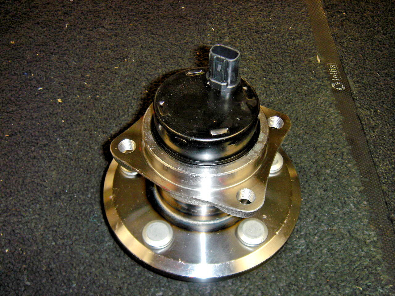 FOR TOYOTA CELICA 1.8 VVTi 140 VVTLi 190 NEW REAR WHEEL BEARING HUBS 1999-05