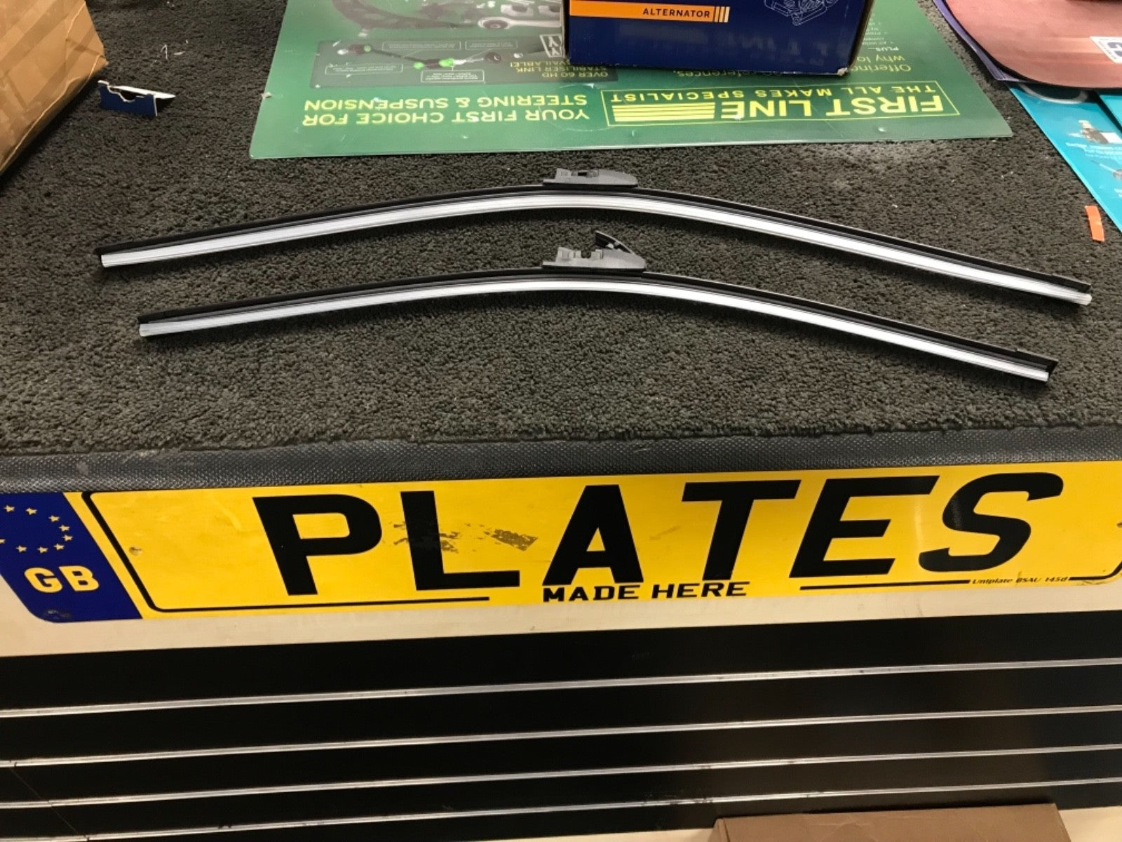Front Wiper Blades Renault Scenic Mk2 1.4 1.5 1.6 .2.0 2003 TO 2009 Orignal fit 