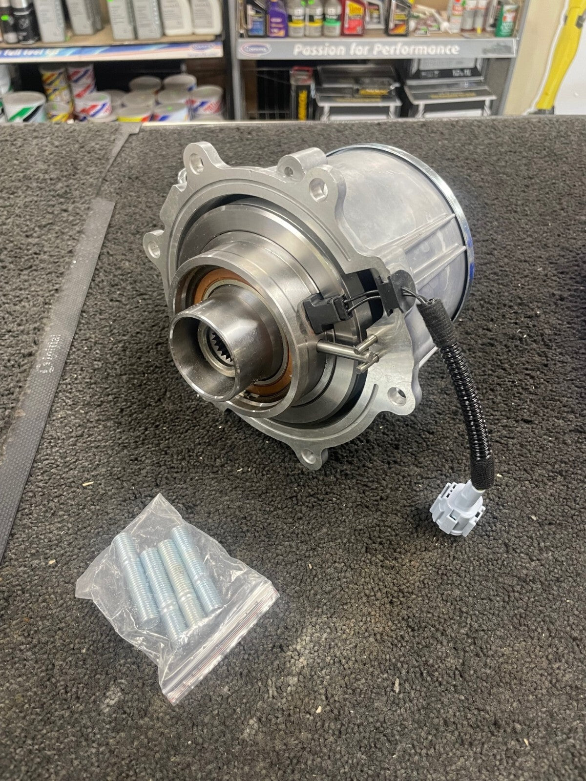 DIFFERENTIAL DIFF CLUTCH VISCOUS REPAIR BRAND NEW KOLEOS KADJAR 383004BF0A