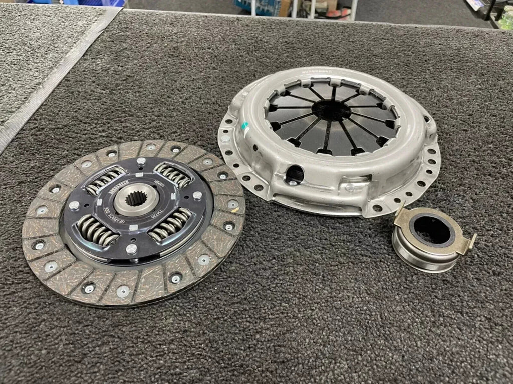 3PCE CLUTCH KIT AGILA BALENO SWIFT IGNIS 1.3 1.5 WAGON R+ 1.3 EXEDY NEW