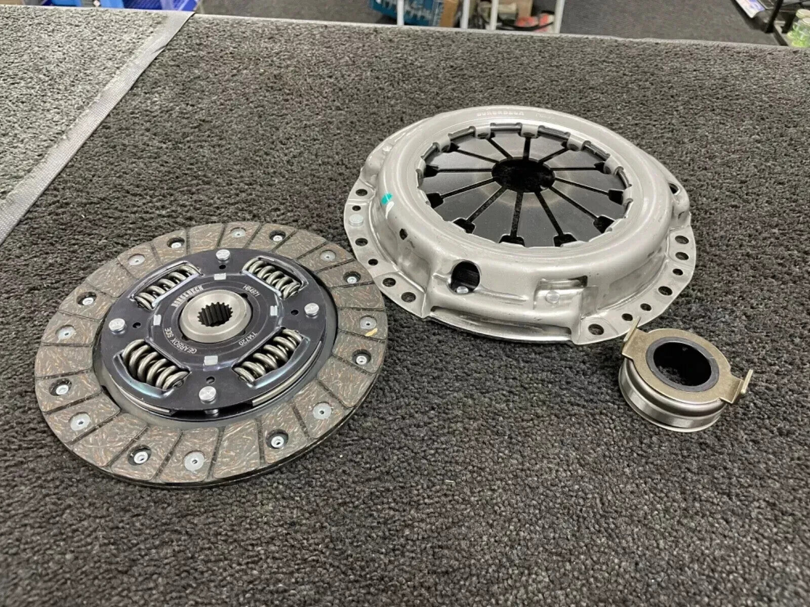 3PCE CLUTCH KIT AGILA BALENO SWIFT IGNIS 1.3 1.5 WAGON R+ 1.3 EXEDY NEW