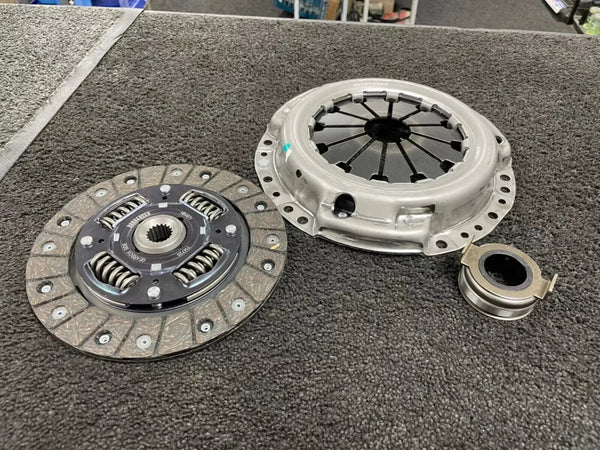 3PCE CLUTCH KIT AGILA BALENO SWIFT IGNIS 1.3 1.5 WAGON R+ 1.3 EXEDY NEW