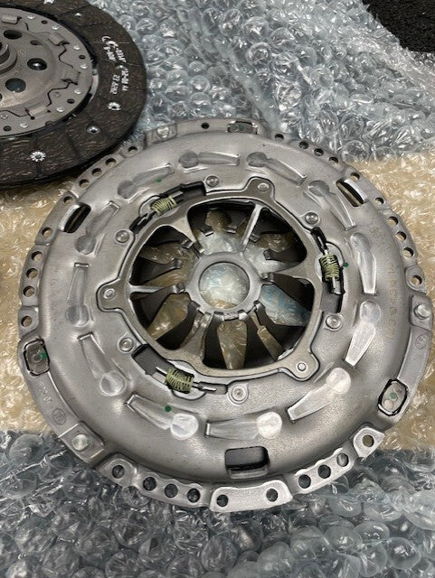 SEAT LEON 1.4TSi SC 5F 2014-2019 CLUTCH KIT 3 PCE LuK 02A141165B 02A141165G