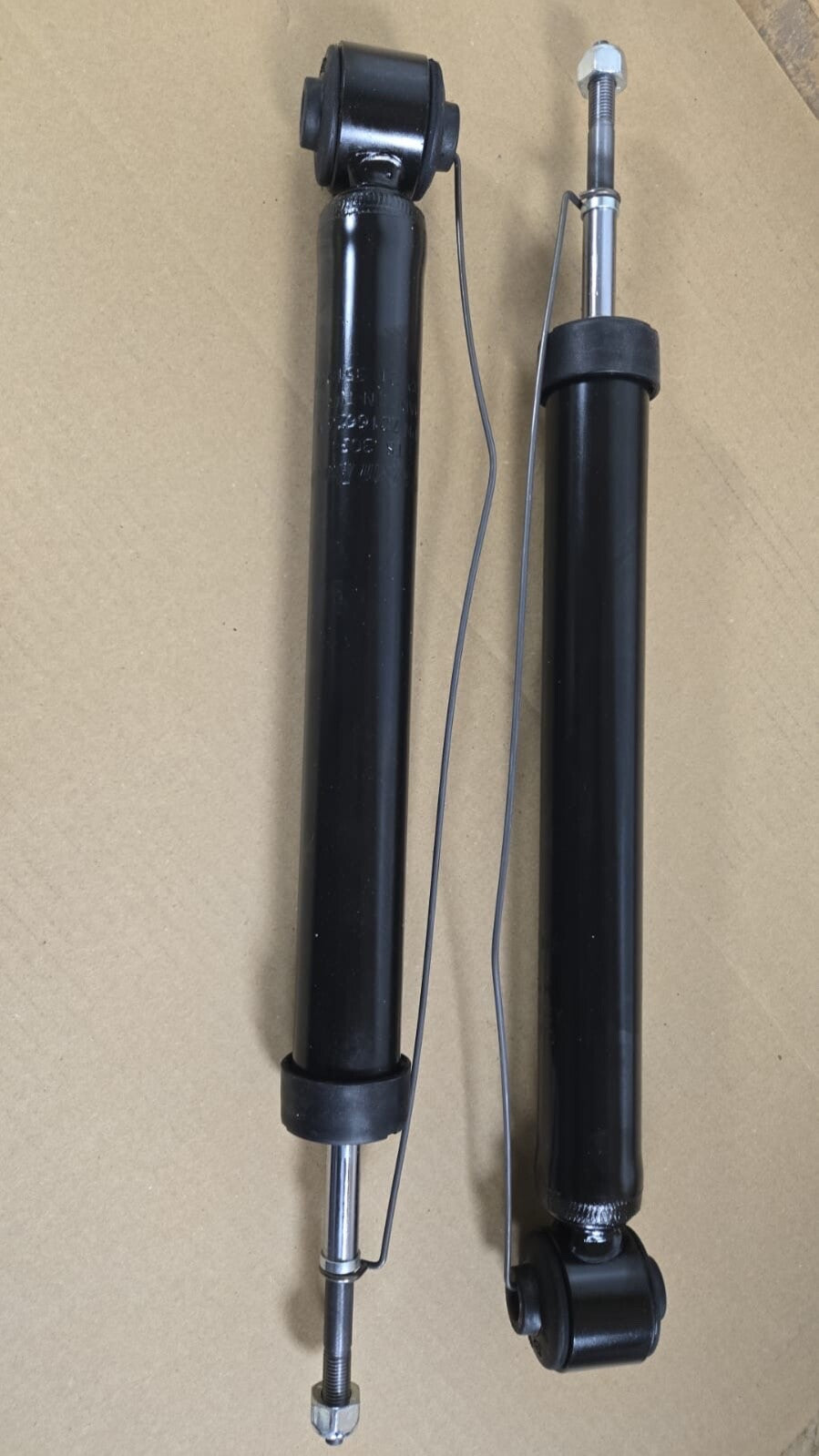 HYUNDAI i20 1.0 1.2 1.3 1.4 CRDi 2014-20 2 REAR SHOCK ABSORBER PAIR 55310C8000