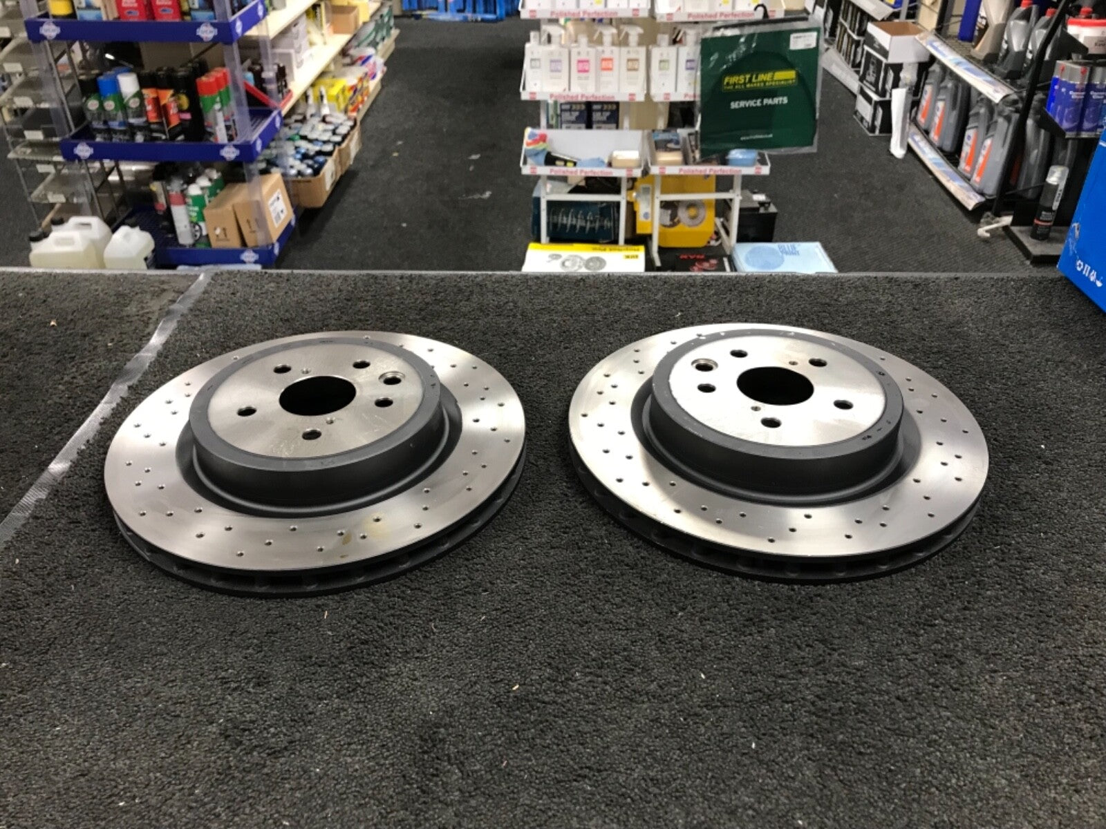 FOR LEXUS ISF ISF 5.0 V8 REAR BRAKE DISCS DRILLED SPORTS PERFORMANCE PAIR