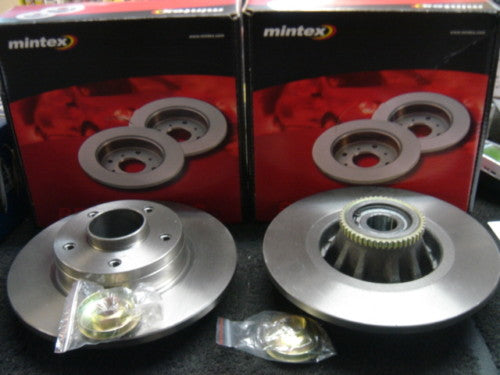 TRAFFIC  VIVARO DCI DI REAR BRAKE DISCS & BEARING ABS