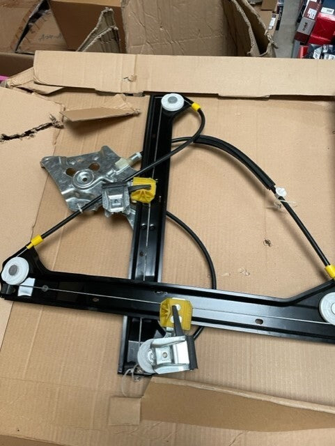 AUDI Q5 SQ5 2017on FRONT WINDOW REGULATOR 80A898461A LEFT NS  GENUINE NEW
