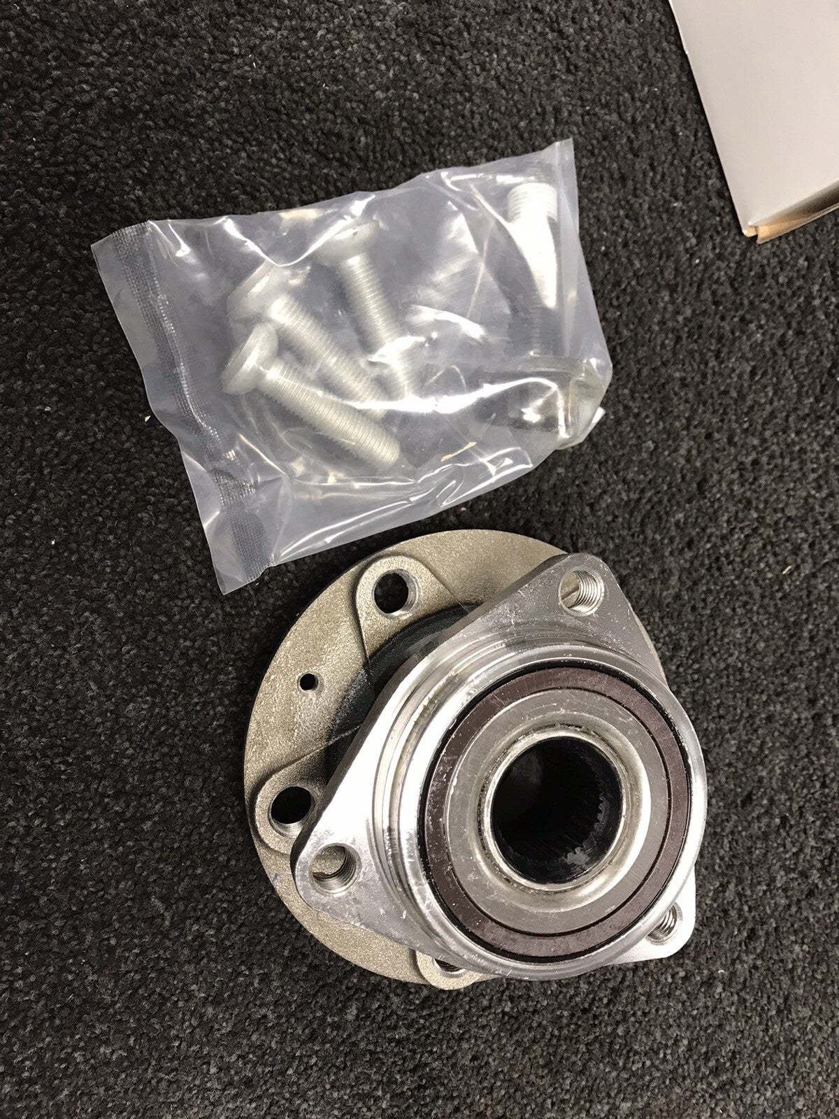 TIGUAN R-LINE TDI BMT 4MOTION FRONT WHEEL BEARING ABS ASB KIT 5Q0 407 621 E