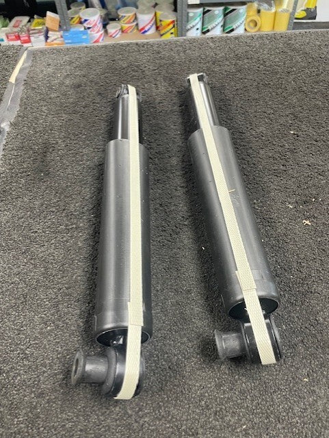 FOR FORD TRANSIT MK7 2.2TDCi FWD 2007-14 2 REAR SHOCK ABSORBER 6C1118080RA