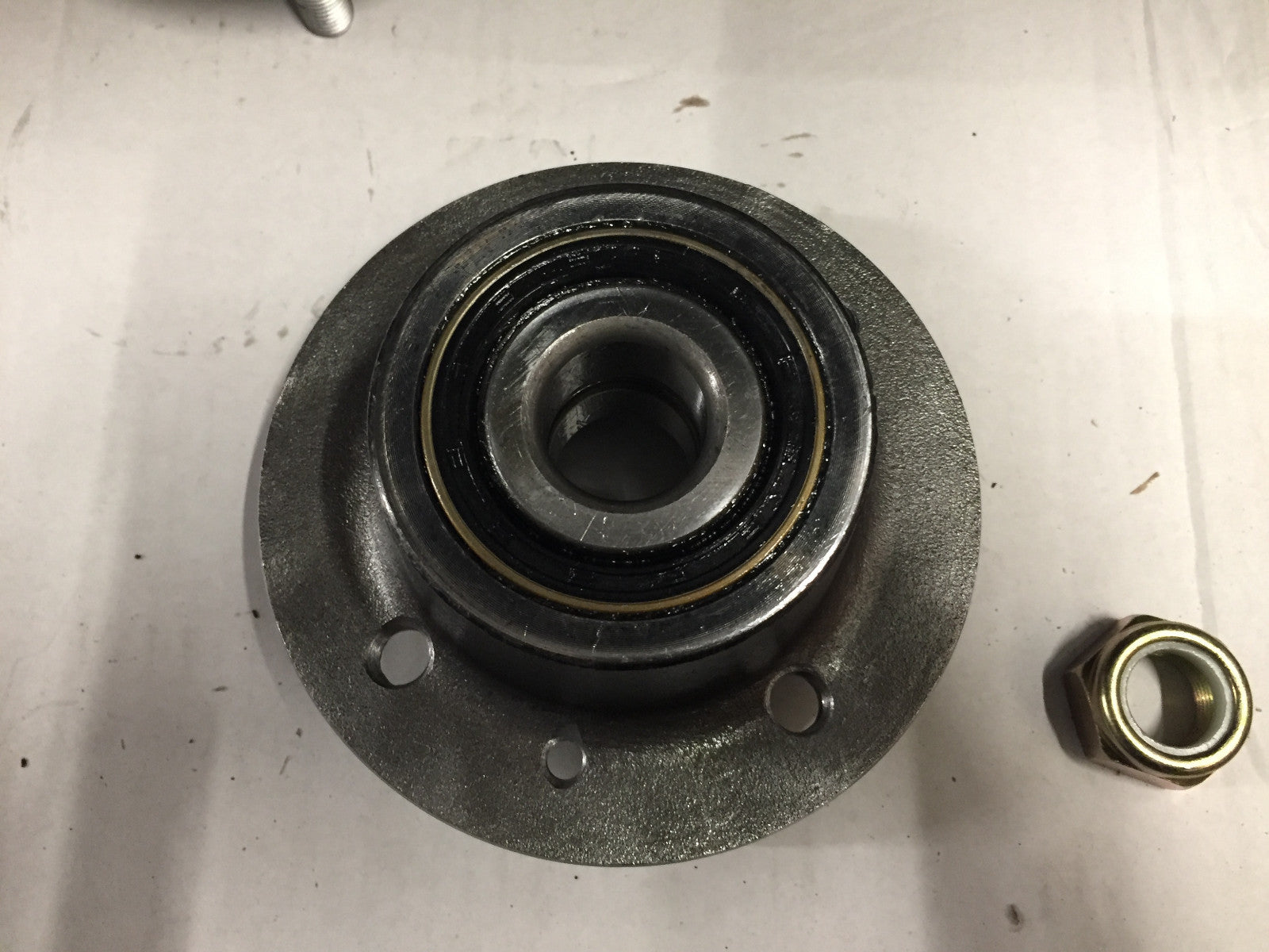 RENAULT 18 21 25 ESPACE 2.0 2.1 TD FUEGO 1.6 2.0 2.1TD REAR WHEEL BEARING HUB
