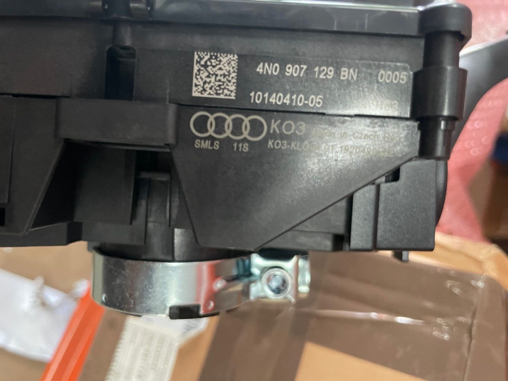 AUDI A8 S8 2018-21STEERING COLUMN SWITCH INDICATOR STALK 4N0907129BN NEW GENUINE