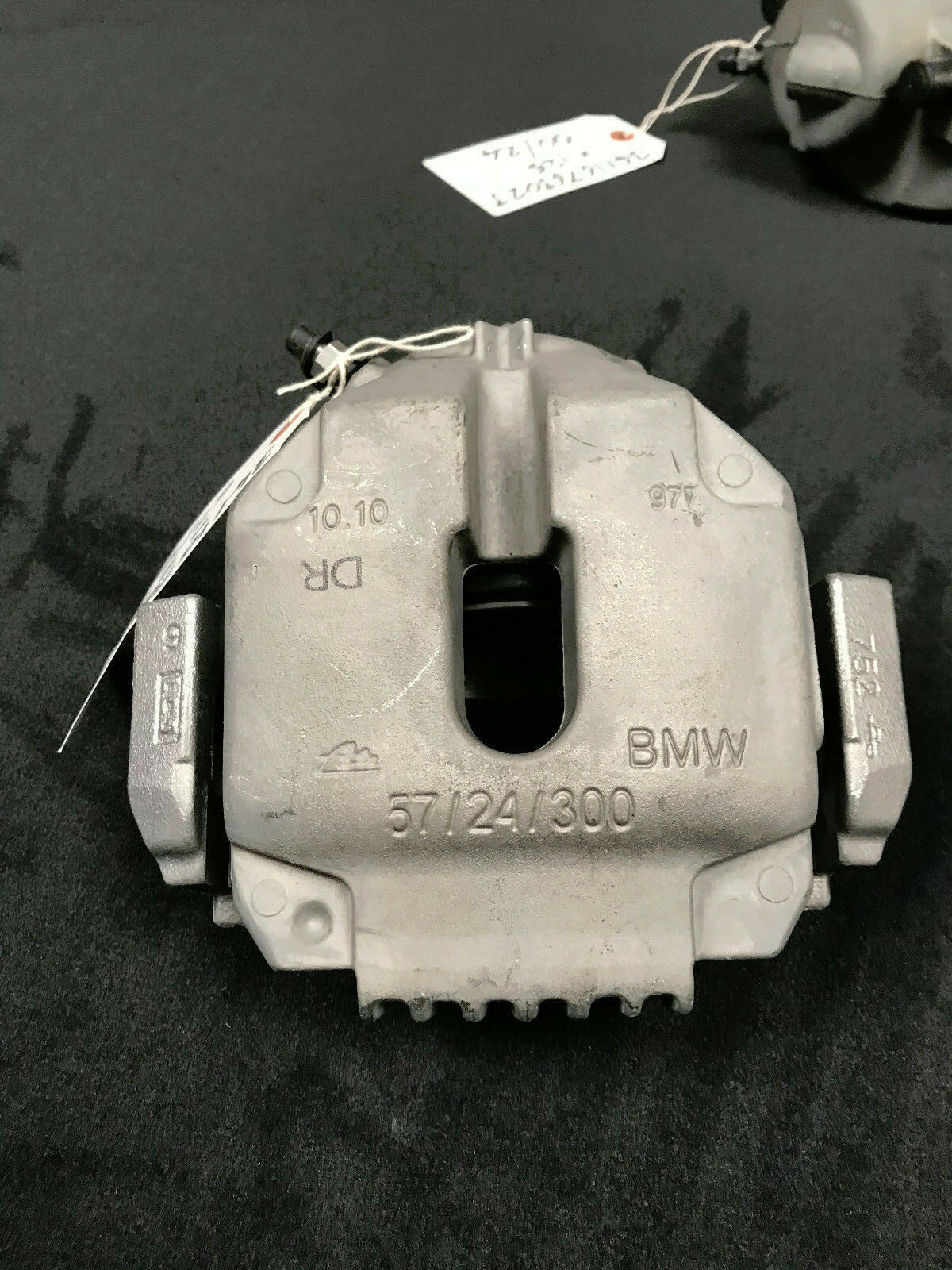 BMW 3 Ser E90 E91 E92 E93 E89 Z4 FRONT LH BRAKE CALIPER +CARRIER GENUINE