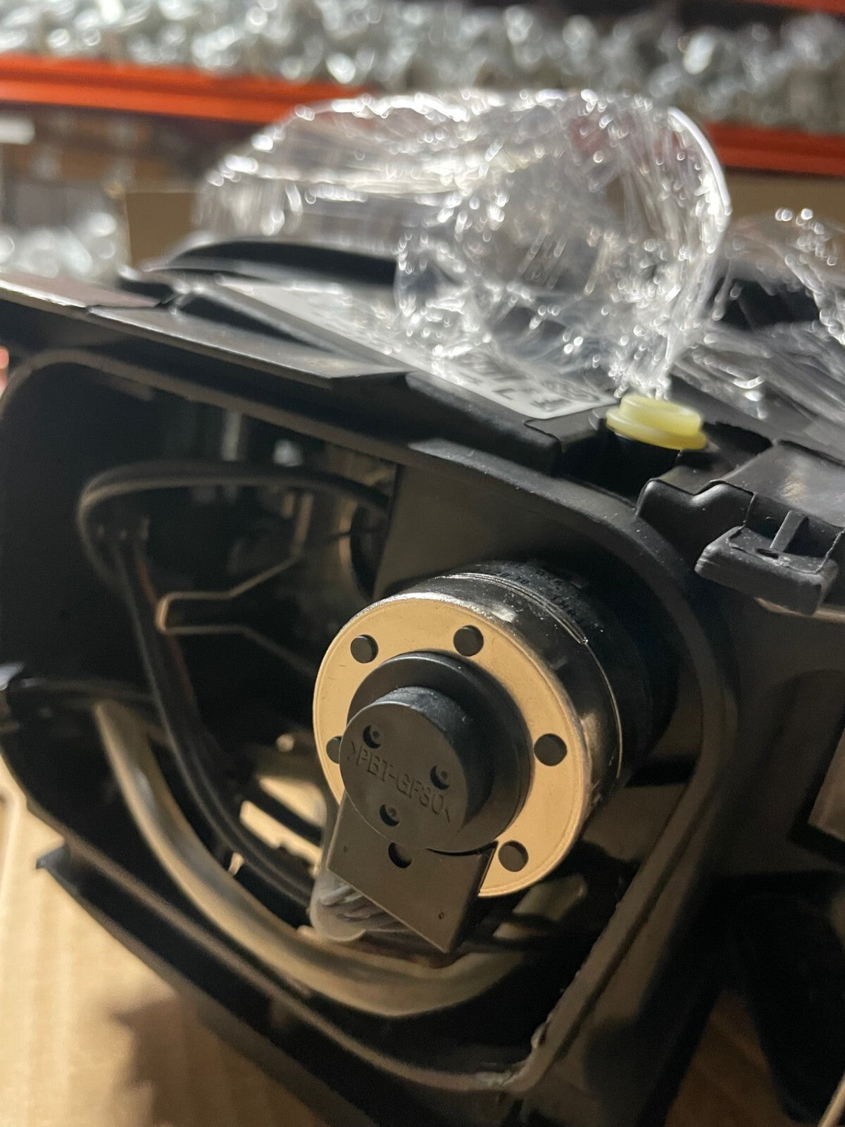 VW PASSAT B6 2005-2010 NS LH PASSENGER NS HEAD LIGHT LAMP  BRAND NEW GENUINE