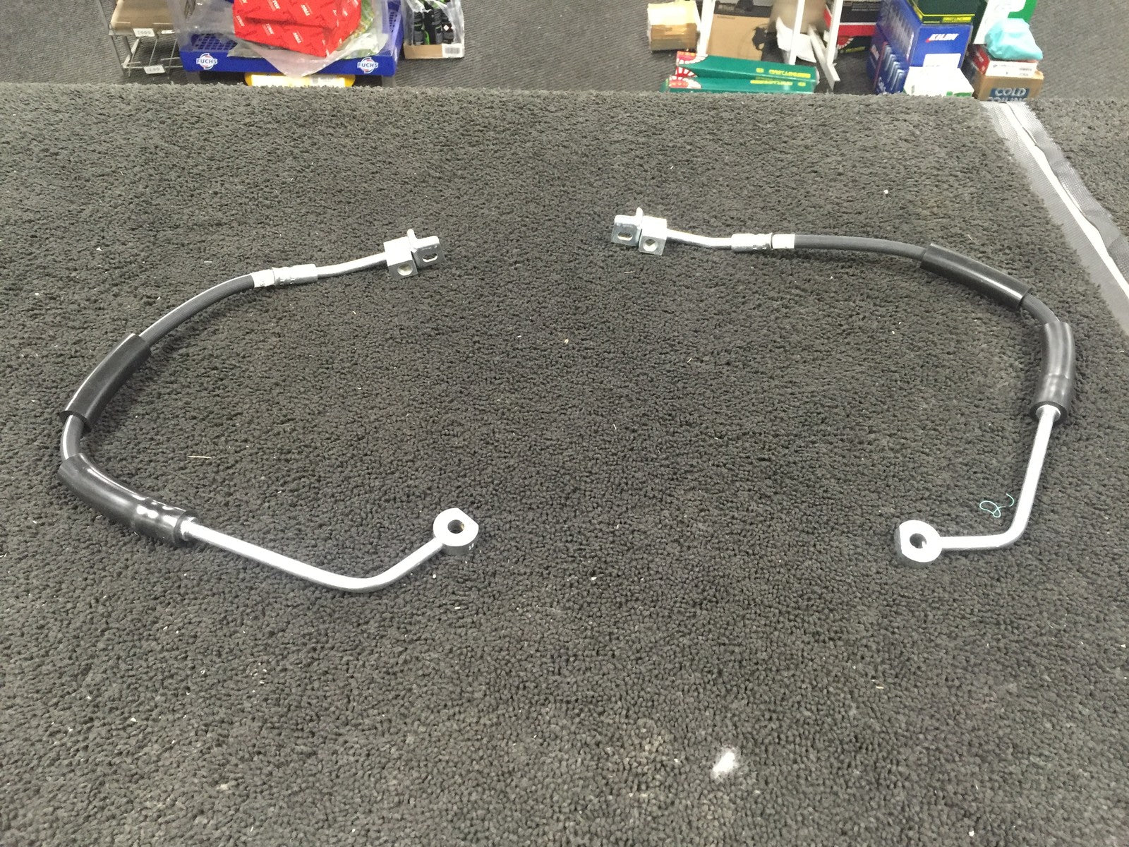 FOR JEEP CHEROKEE KJ 2001 TO 2006  FRONT BRAKE FLEXY HOSE LEFT AND RIGHT 