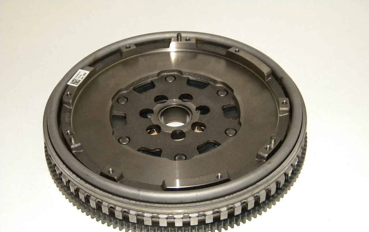 DUAL MASS FLYWHEEL FOR DUSTER CUBE MEGANE SCENIC LAGUNA NISSAN JUKE F15 1.5DCi