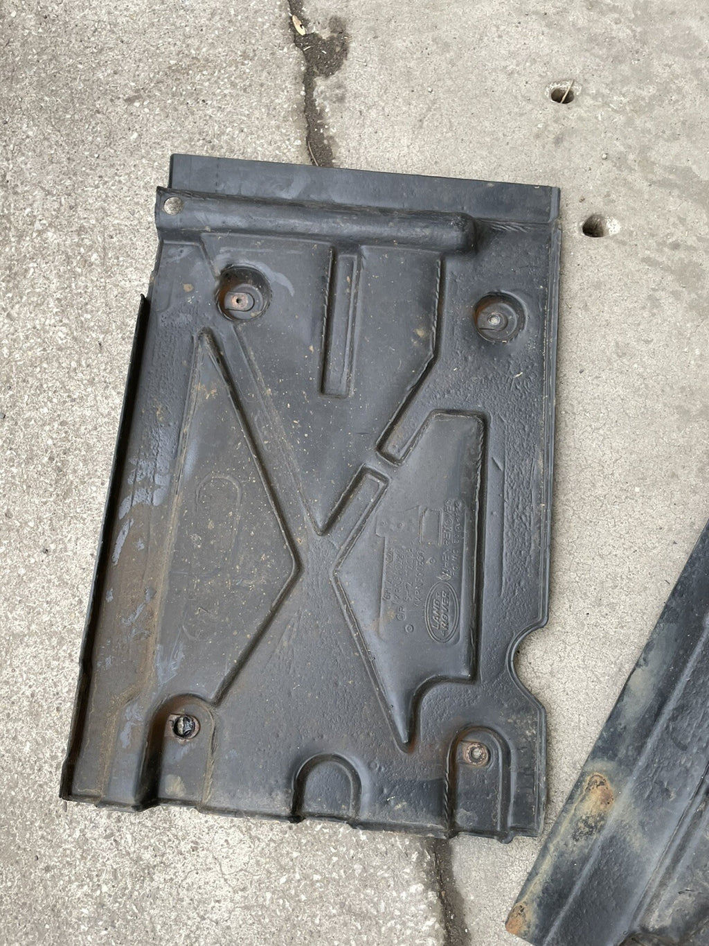 Landrover defender 90 110 Tdci under seat box ECU cover