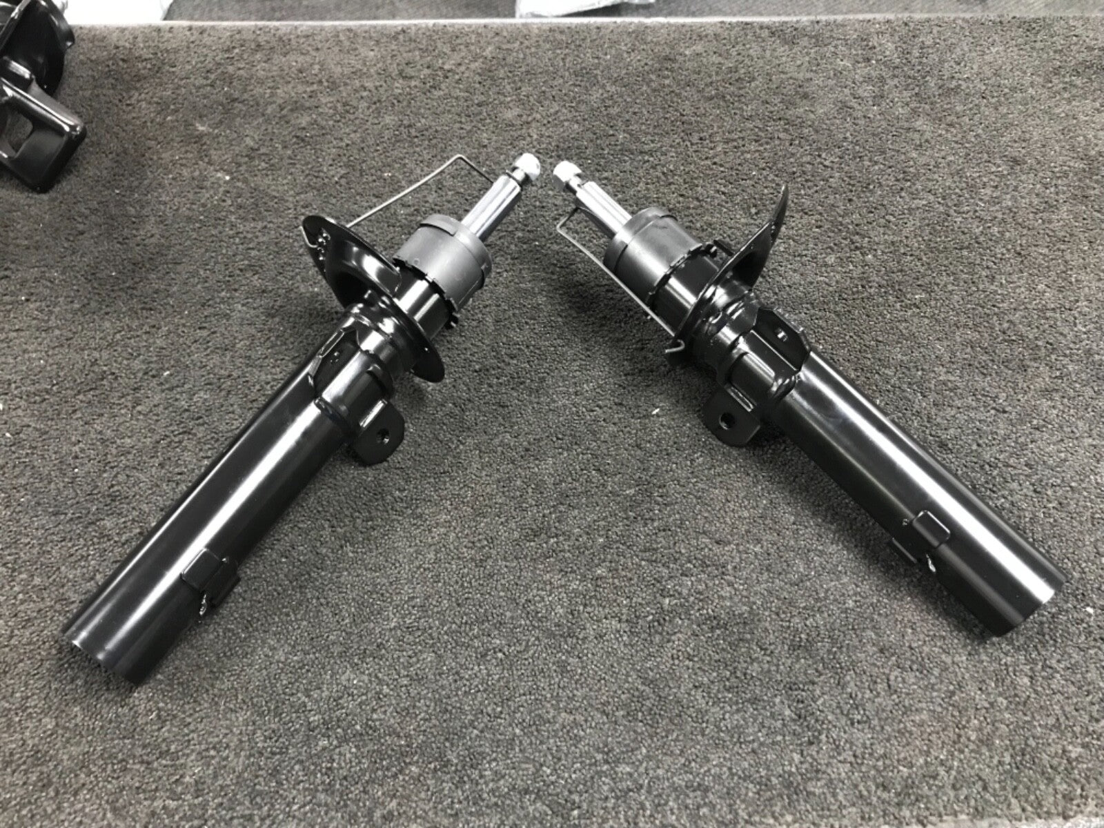 FOR FORD MONDEO MK3 FRONT + REAR SHOCK ABSORBERS WITH STRUT MOUNTINGS 