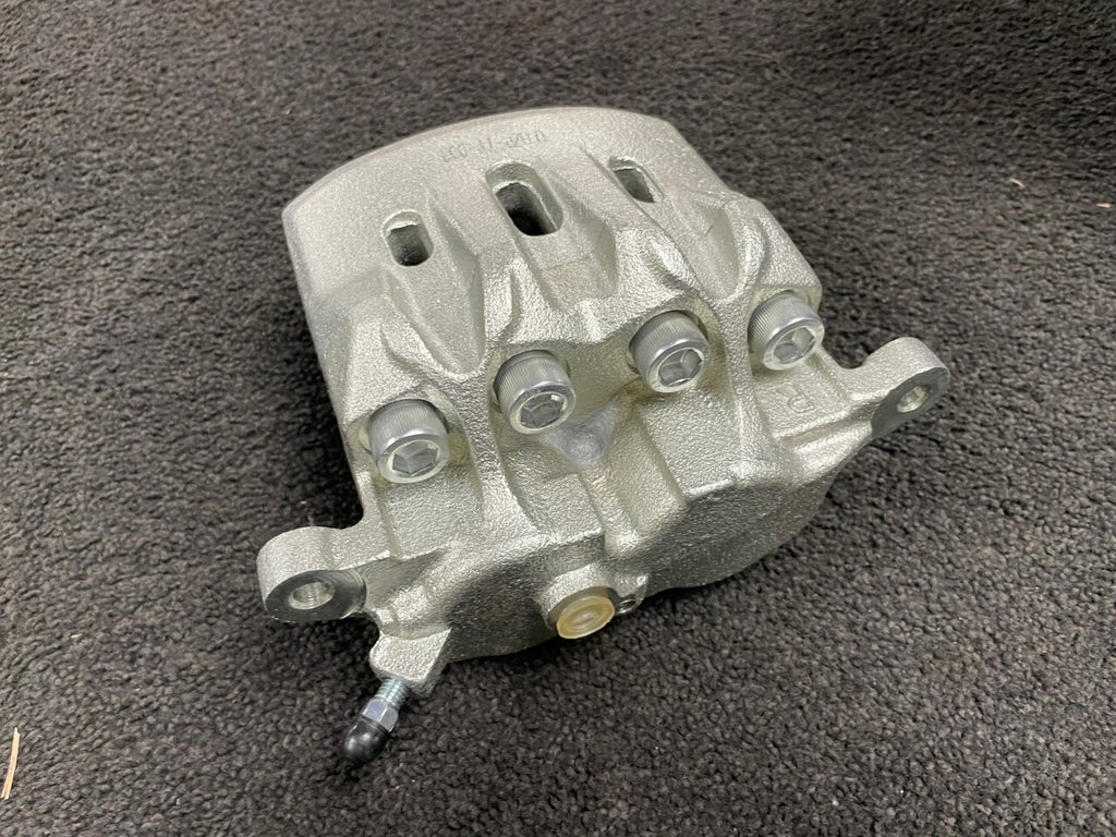 FRONT BRAKE CALIPER RH OS DRIVER SIDE FOR LEXUS IS200 SPORTCROSS IS300 1999-2005