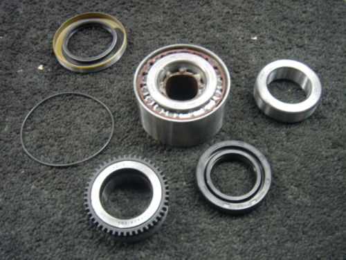 FOR L200 ANIMAL WARRIOR REAR WHEEL BEARING KIT SOLID
