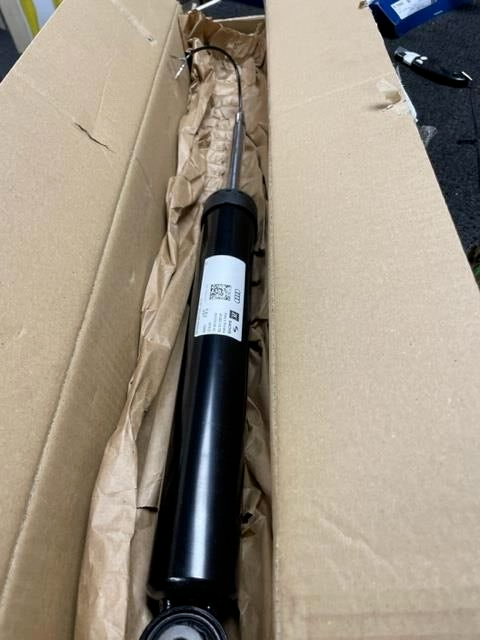 AUDI Q5 2017 ON ELECTRONIC REAR SHOCK ABSORBERS (PAIR) 80A616025AB NEW