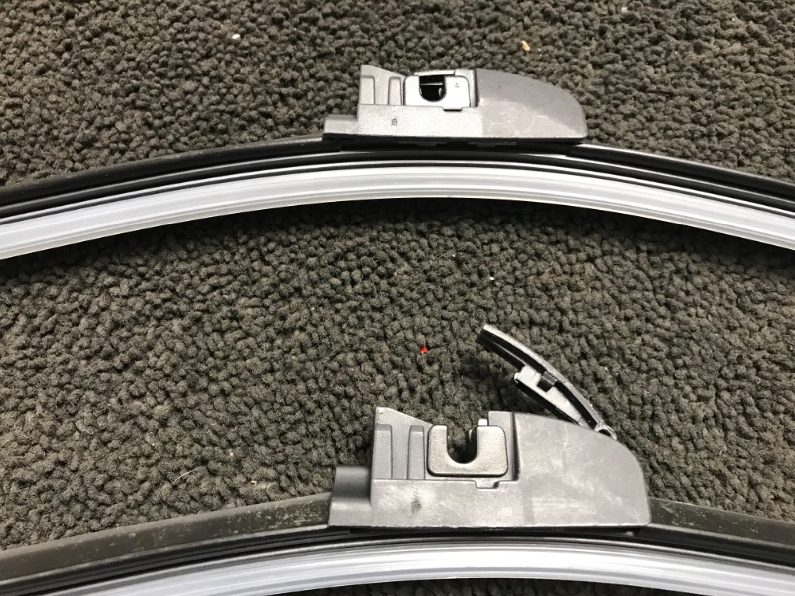 Front Wiper Blades Renault Scenic Mk2 1.4 1.5 1.6 .2.0 2003 TO 2009 Orignal fit 