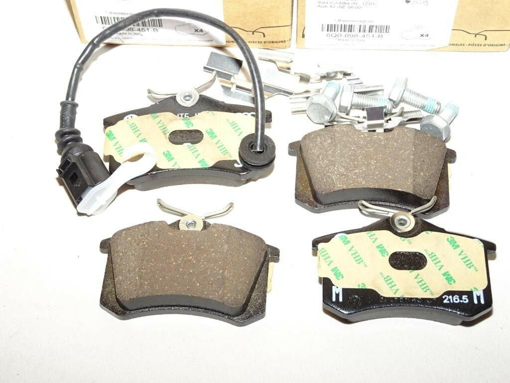 VW POLO LUPO SEAT IBIZA REAR BRAKE PAD GENUINE 6Q0698451B 6Q0 698 451 B