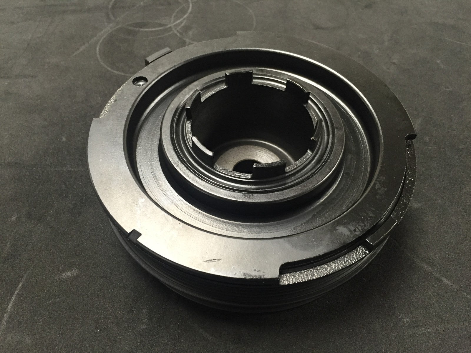 BMW 318D 320D 136BHP CRANK SHAFT CRANKSHAFT VIBRATION DAMPER PULLEY 11232247887