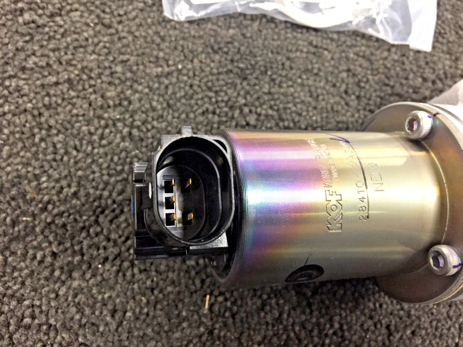 EGR VALVE FOR KIA CEE'D CEED PROCEED CARENS VENGA 1.4CRDi 1.6CRDi EGR VALVE 5 PI