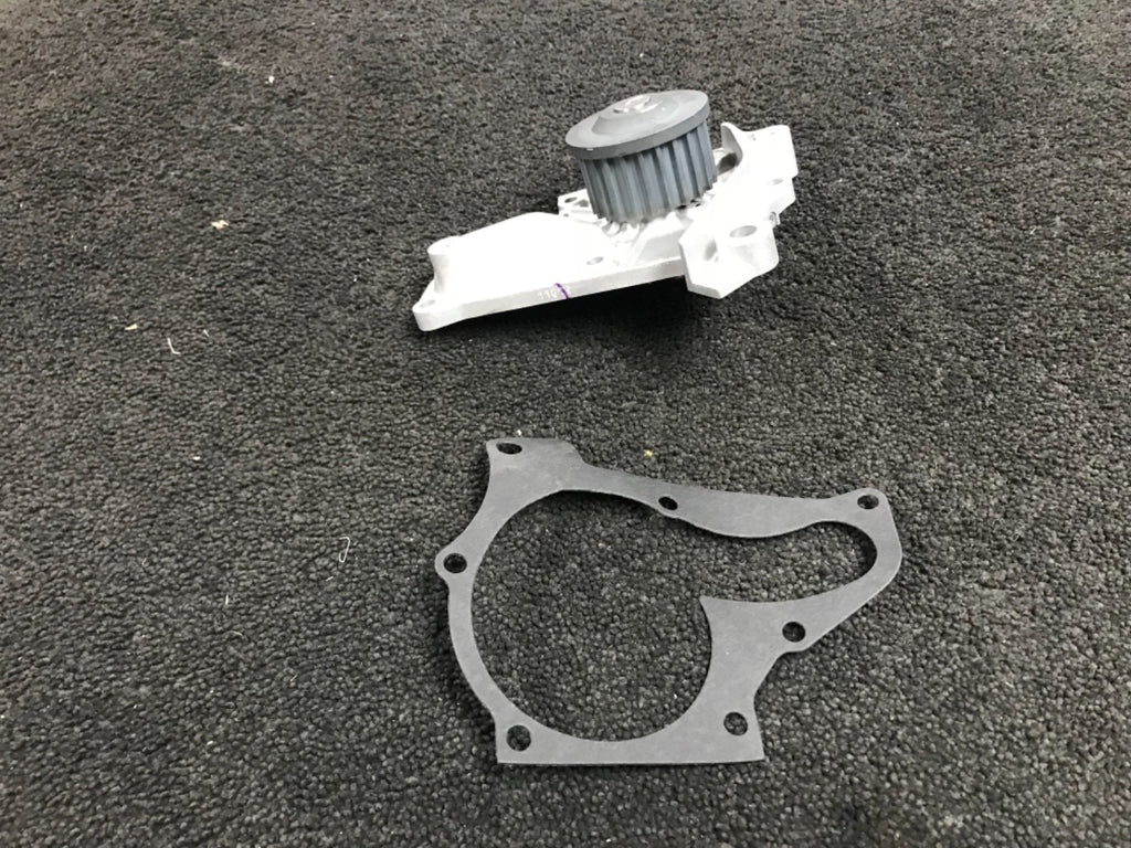 FOR TOYOTA CELICA CARINA MR2  SW20 ALTEZZA  3-SGE ST182 ST202 ST205 WATER PUMP