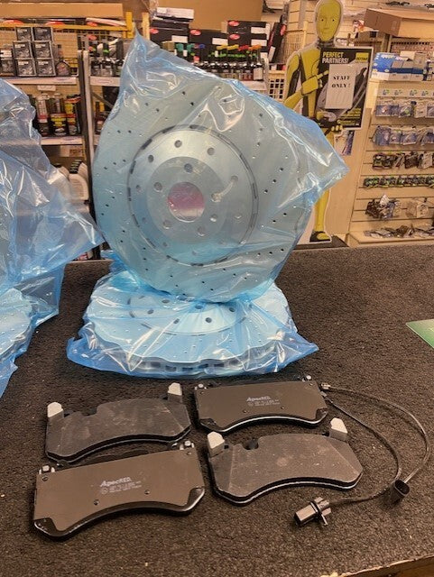 AUDI RS7 QUATTRO 2013-19 BRAKE DISC FRONT REAR + BREMBO BRAKE PAD FULL SET