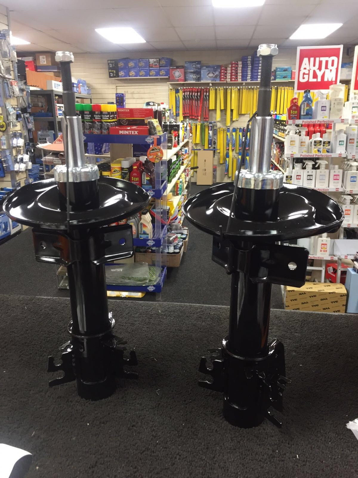 FRONT SHOCK ABSORBER PAIR FITS NISSAN NV400 RENAULT MASTER VAUXHALL MOVANO 
