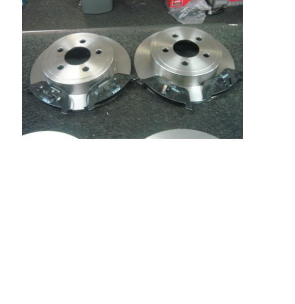 FOR JEEP GRAND CHEROKEE 94-98 REAR BRAKE DISCS and  PADS