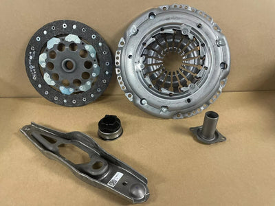 LUK 3 PCE CLUTCH KIT MINI  ONE COOPER F55 F56 F57 1.2 1.5 PETROL DIESEL B38A15A