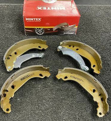 FOR RENAULT CLIO 1.2 - 1.9 MK 2 MINTEX REAR BRAKE SHOES SET OF 4