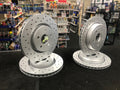 FOR GRAND CHEROKEE 3.0 CRD FRONT DRILLED BRAKE DISCS+PADS FRONT REAR 350mm+330mM