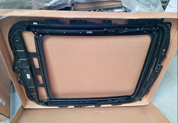 FOR LAMBORGHINI URUS SUNROOF FRAME SLIDING TILT ACTUATOR BRAND NEW 4M8877049