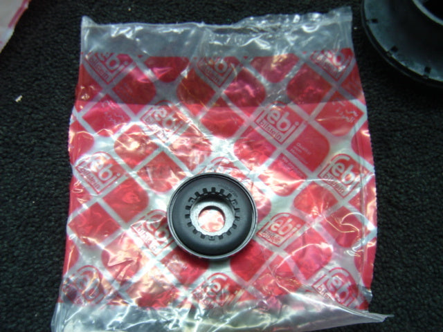 FOR AUDI A1 A3 TT 8N VW POLO MK5 6R SUSPENSION STRUT TOP MOUNTING BEARING KIT