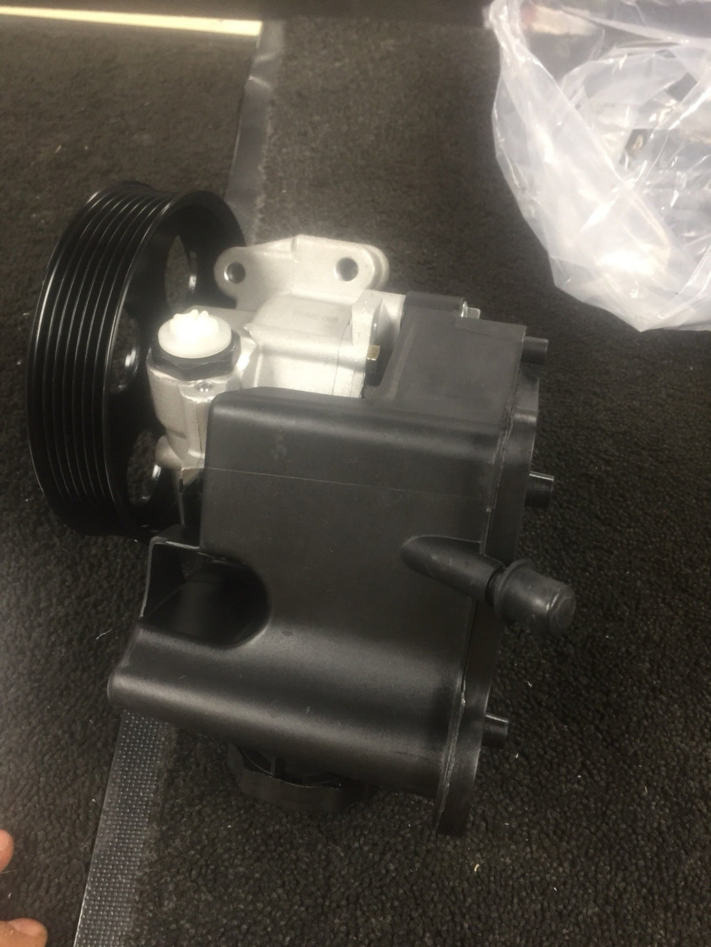 POWER STEERING PUMP MERCEDES C180 C200 C230 C220 CDi W203 S203 W204 S204 UKSTOCK