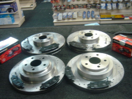 FOR SUBARU LEGACY TWIN TURBO DRILLED GROOVED DISCS MINTEX PADS