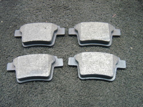 MONDEO 04-07 REAR BRAKE PADS NEW 