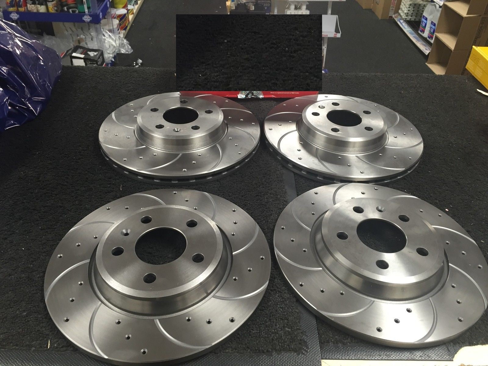 AUDI A5 1.8TFSi 2.0TDI S LINE BRAKE DISC CROSS DRILLED GROOVED FRONT REAR PAIR