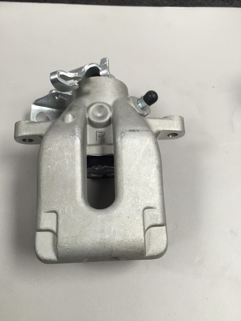 REAR BRAKE CALIPER RH SIDE GUIDE PINS CITROEN C2 HDi VTR BRAKE CALIPER RH LUCAS