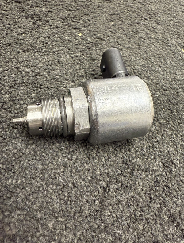 BRAND NEW ORIGINAL FOR MERCEDES BENZ FUEL RAIL PRESSURE VALVE 9307Z522A00