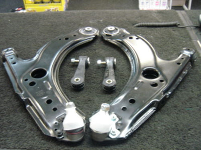 AUDI A3 2 X WISHBONE ARMS BALL JOINTS 2 LINKS 2 BUSHES